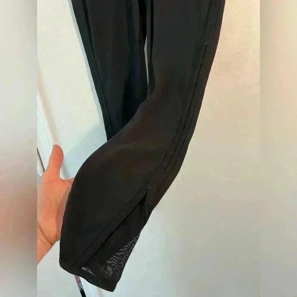 Athleta Black Salutation High Rise Capri Mesh Cutout Womens Size Small